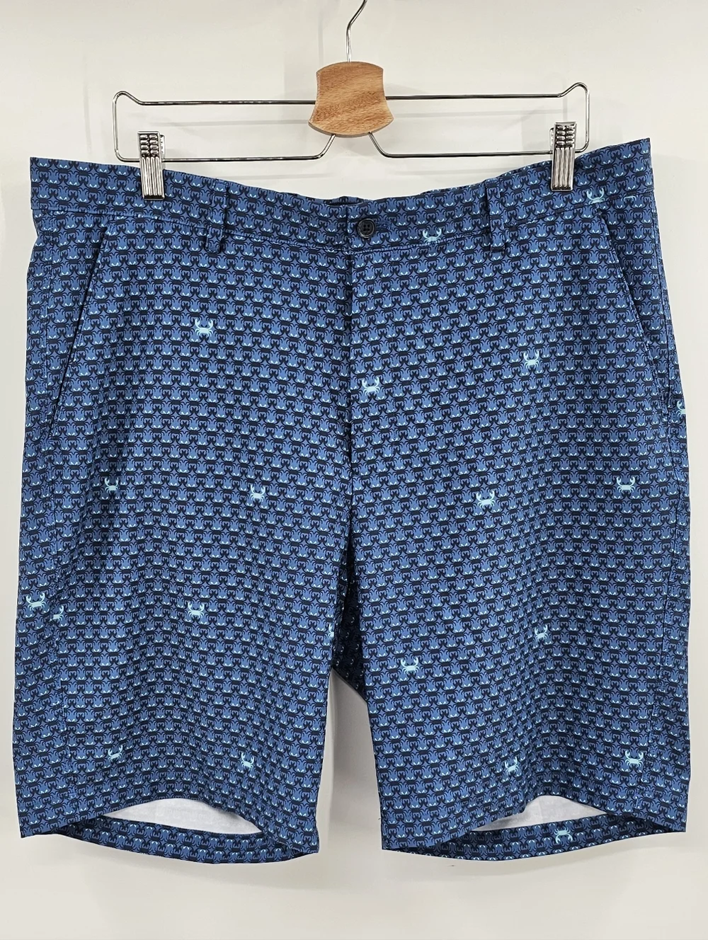 Greg Norman Golf Shorts Size 38
